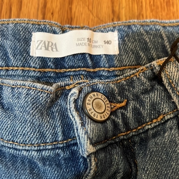 Zara Kids Blue Jeans Size 10 Adjustable in Waist straight Cut - Picture 2 of 6